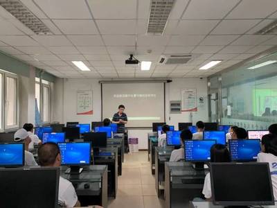 北京師范大學分營信息技術自主研究性學習活動成功舉辦，青少年共探網絡技術服務新視野